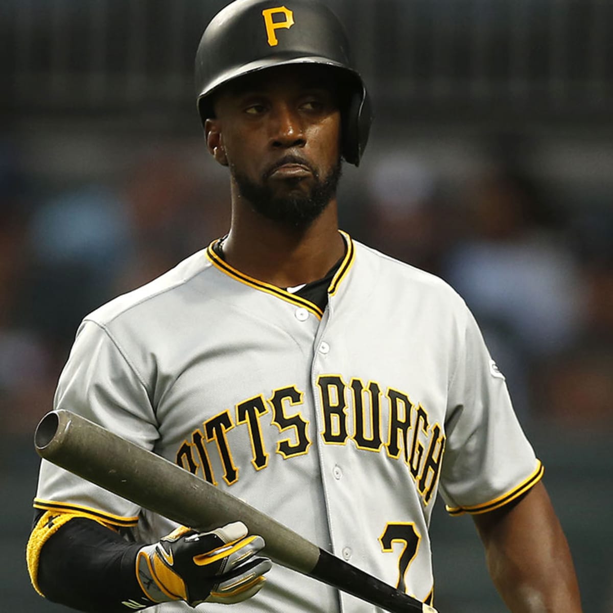 Mighty McCutchen busts out of slump, powers Pirates to victory