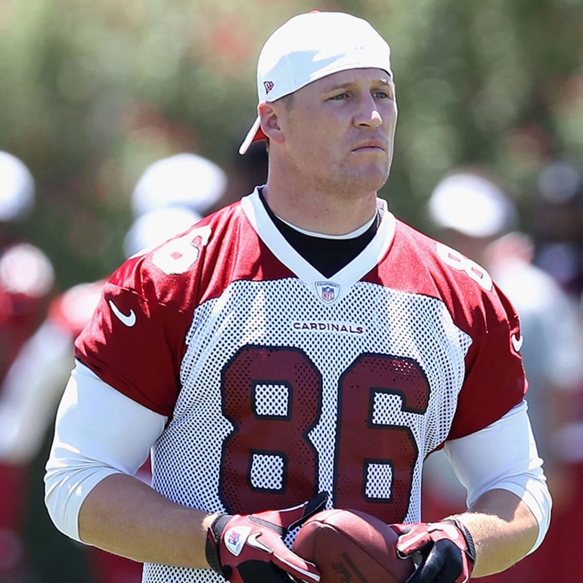 Photo: Ravens Todd Heap gains 4 yards against the Denver Broncos