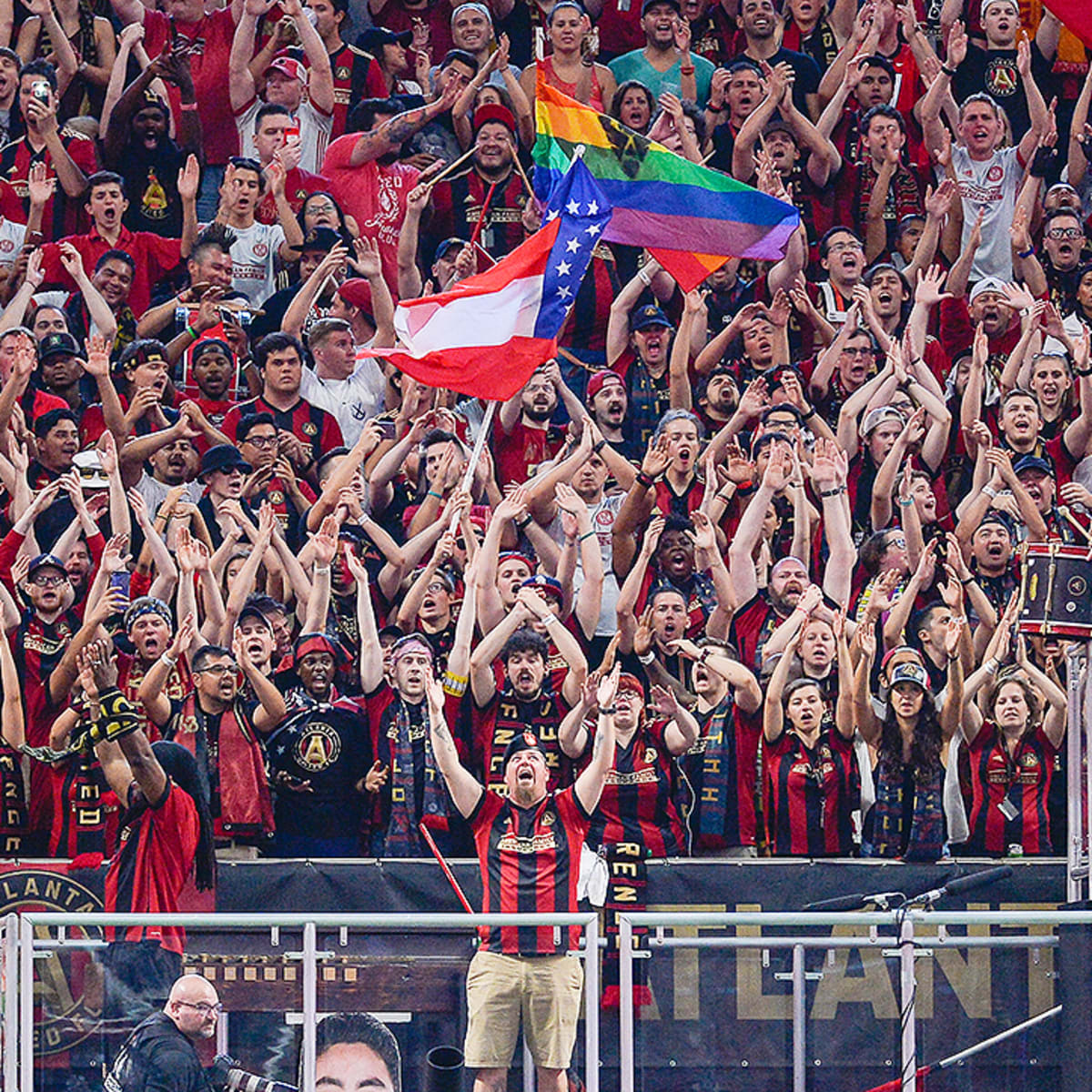 Atlanta home opener draws 72,035, largest single-game crowd in MLS history