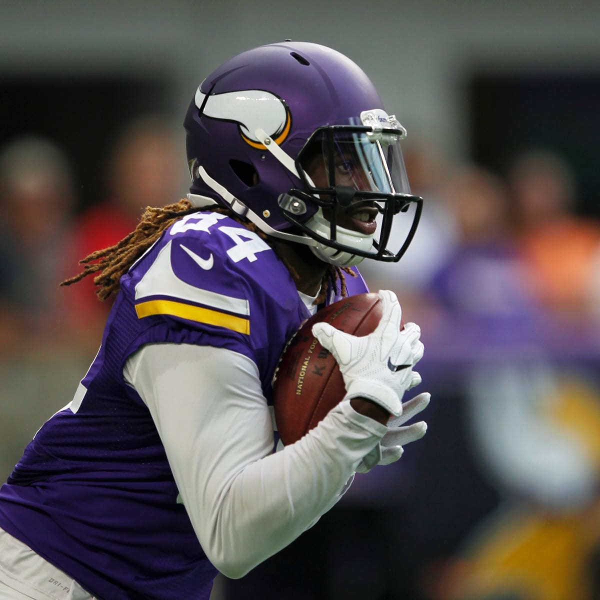 Patterson's kickoff returns liven up Vikings-Packers rivalry