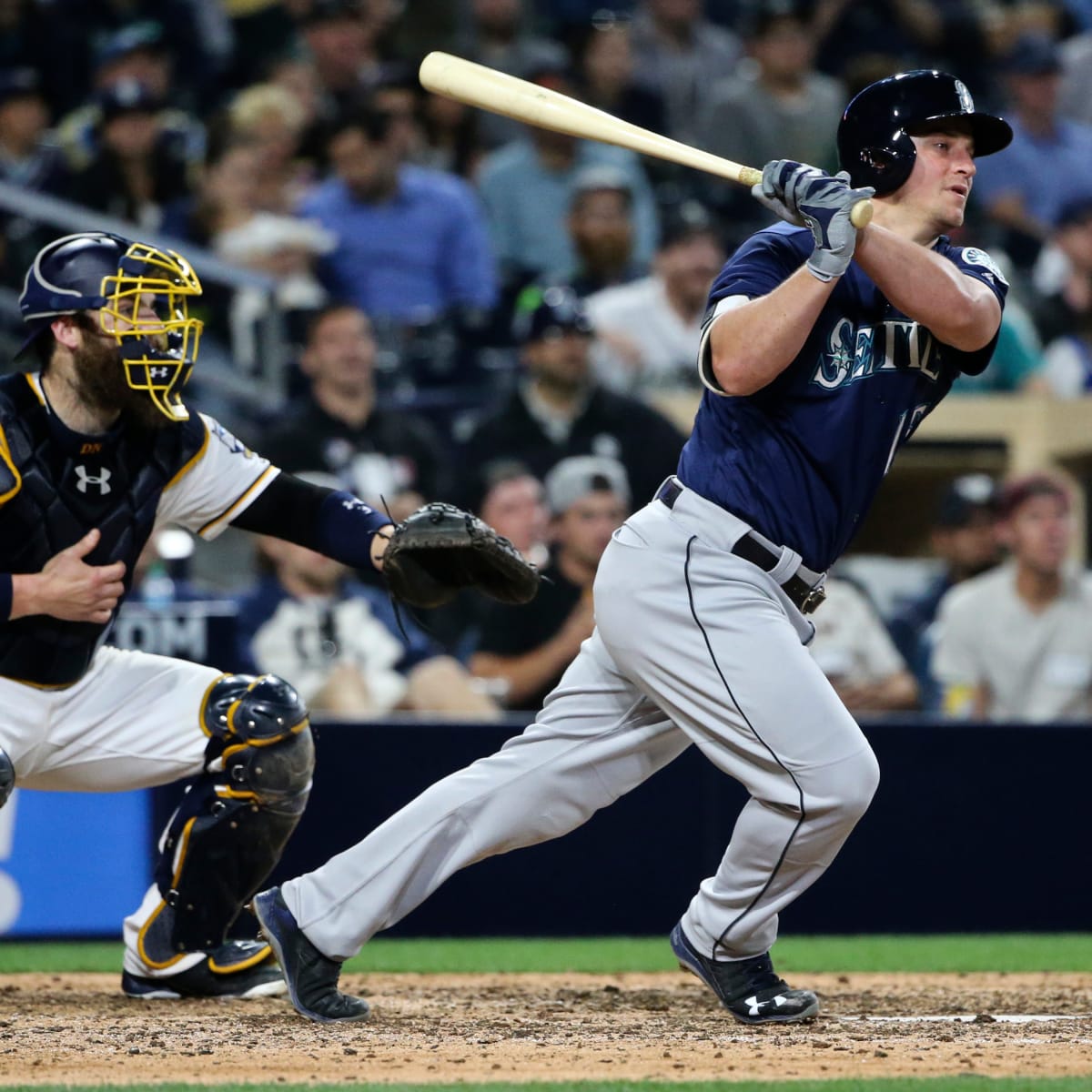 Dae-Ho Lee's pinch-hit homer in 10th lifts Mariners over Texas