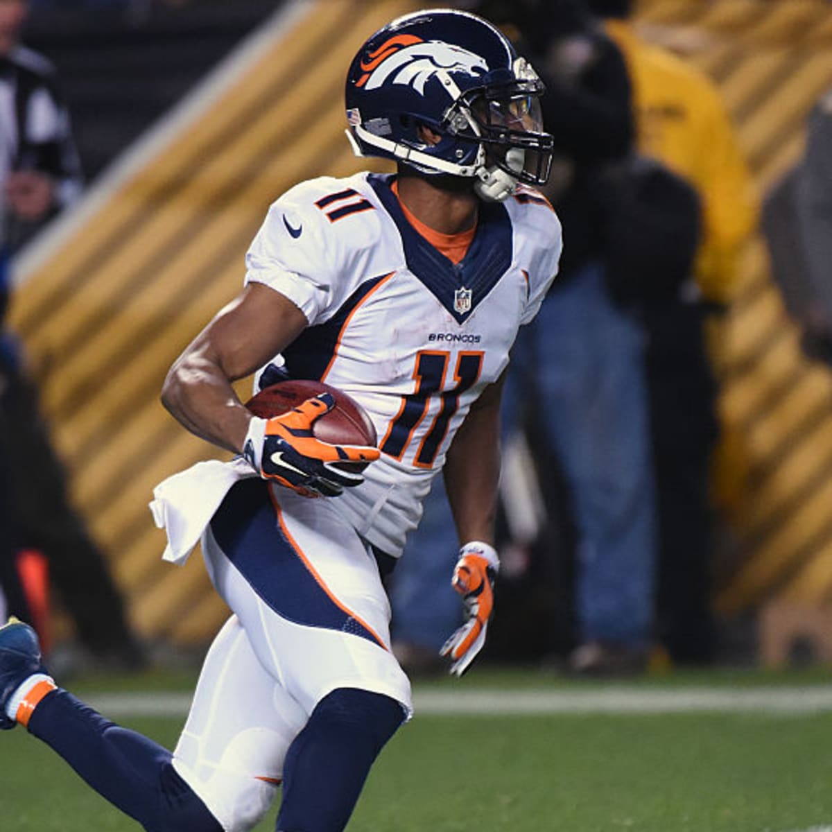 Denver Broncos: Norwood longest punt return in Super Bowl history