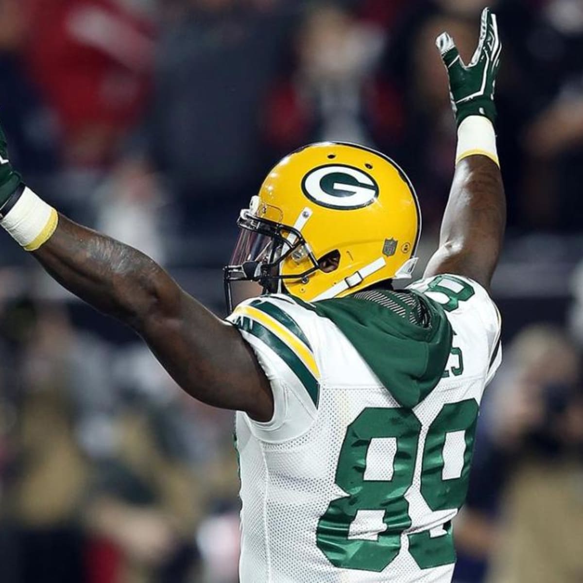 NFL to outlaw hoodies with 'James Jones rule
