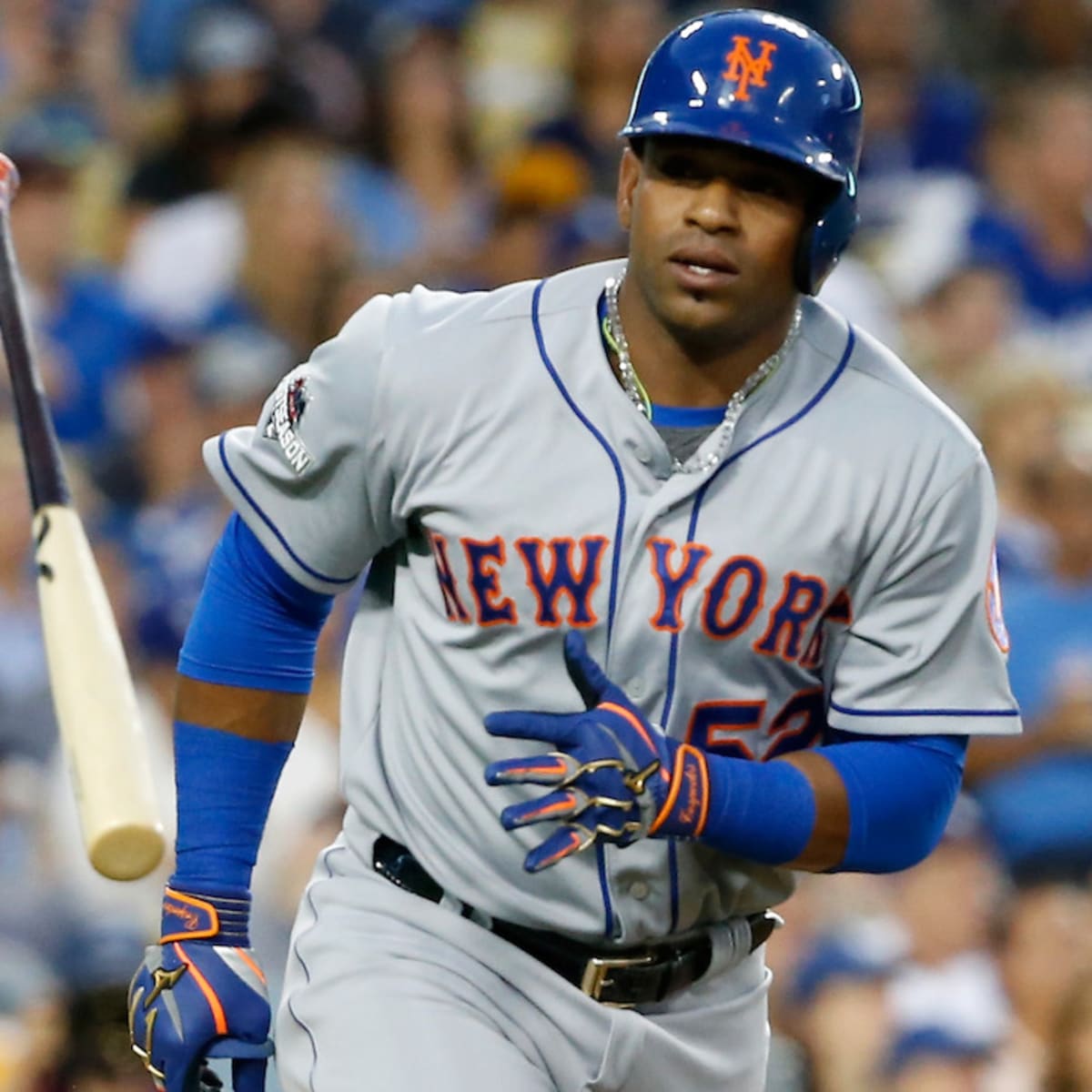 Yoenis Cespedes Receives Athletics Jersey, Works Out With Team for