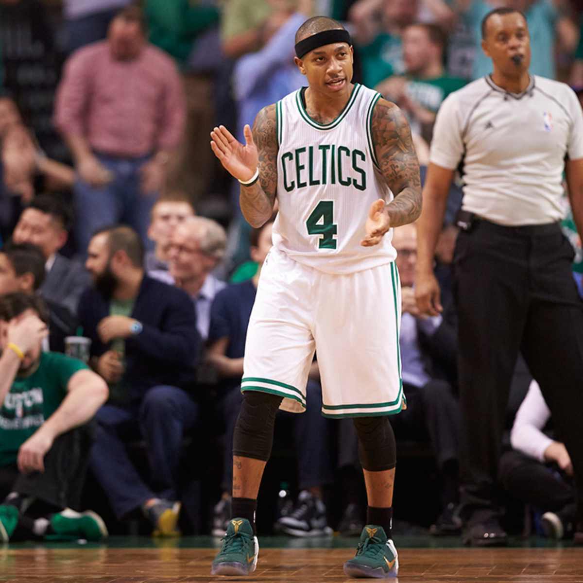 Boston Celtics: Isaiah Thomas Wants to Talk to Tom Brady