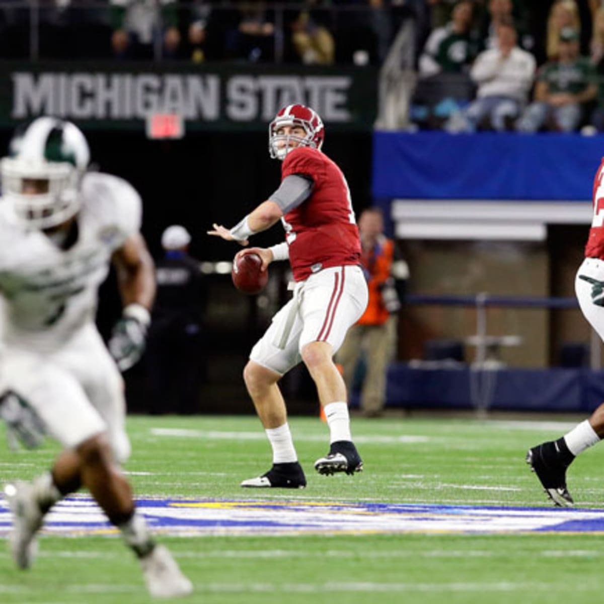 Ryan Anderson of the Alabama Crimson Tide forces Chad Kelly of the