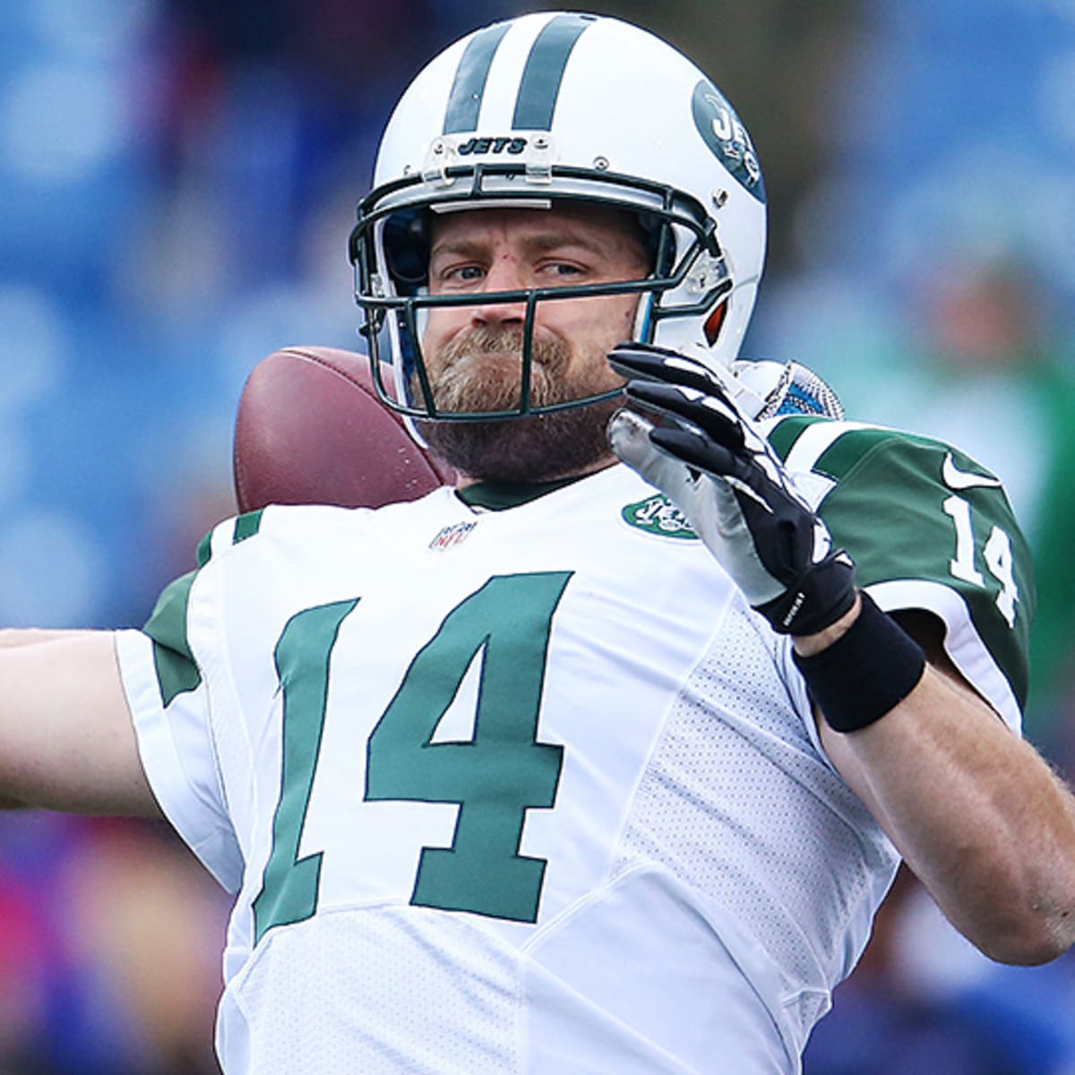 New York Jets' quarterback Ryan Fitzpatrick snaps his chin strap