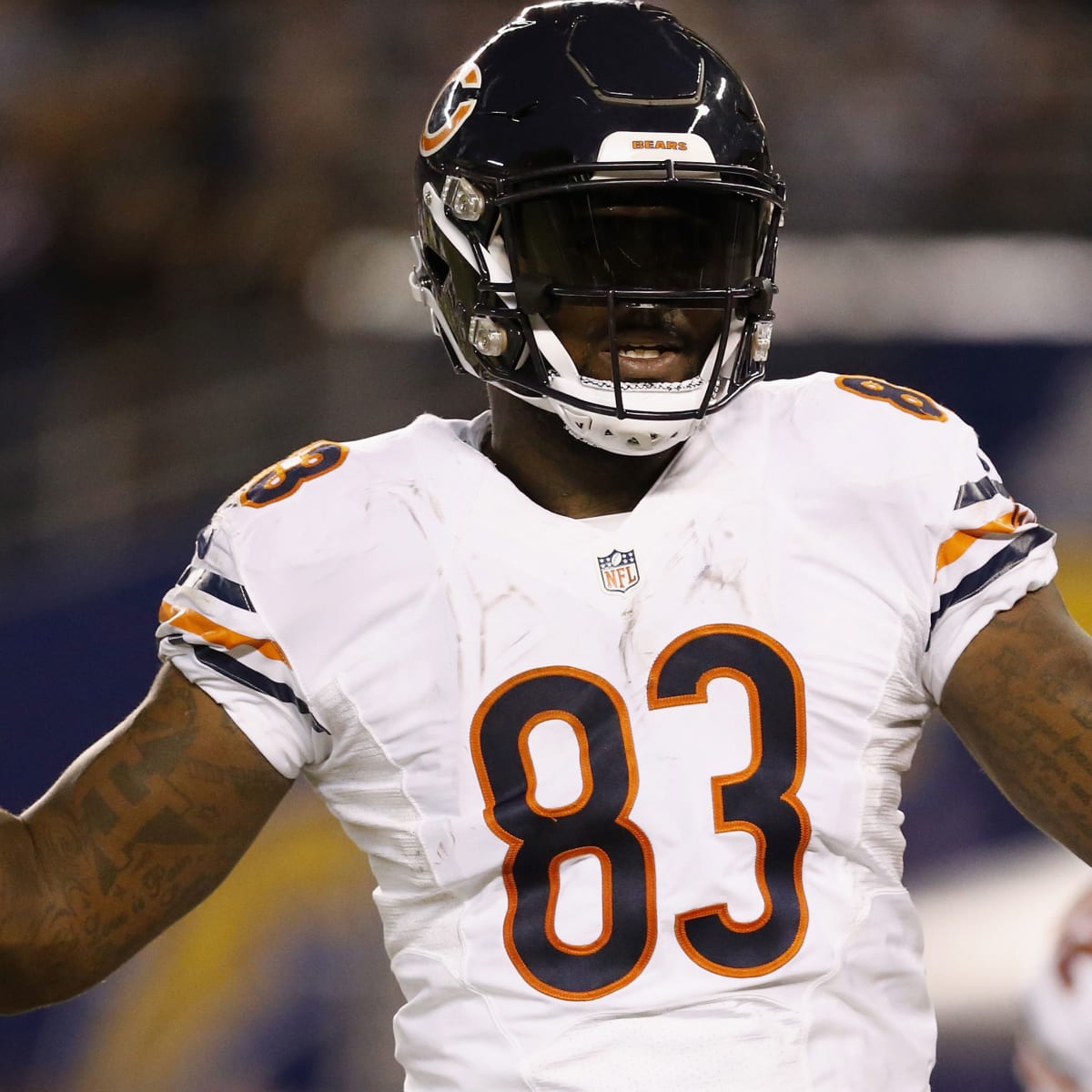 Chicago Bears trade Martellus Bennett to New England Patriots for  draft-pick compensation - ESPN