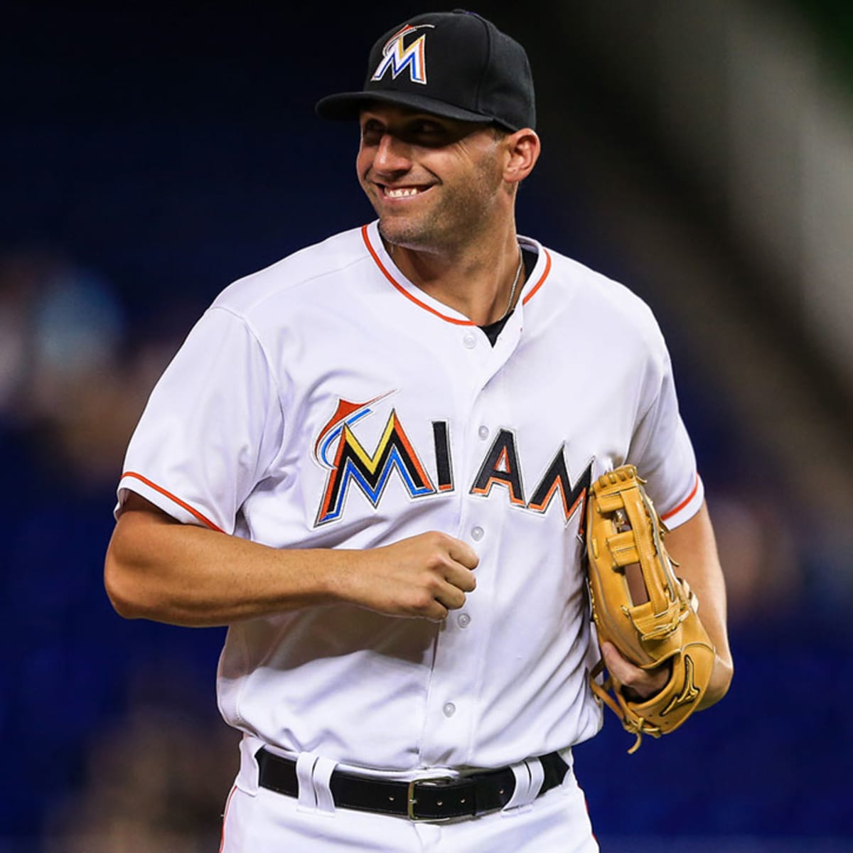 VIDEO: Jeff Francoeur's teammates prank him into thinking pitcher is deaf –  New York Daily News