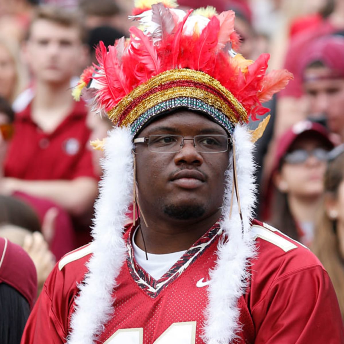 Kansas City Chiefs fans banned from wearing headdresses and Native