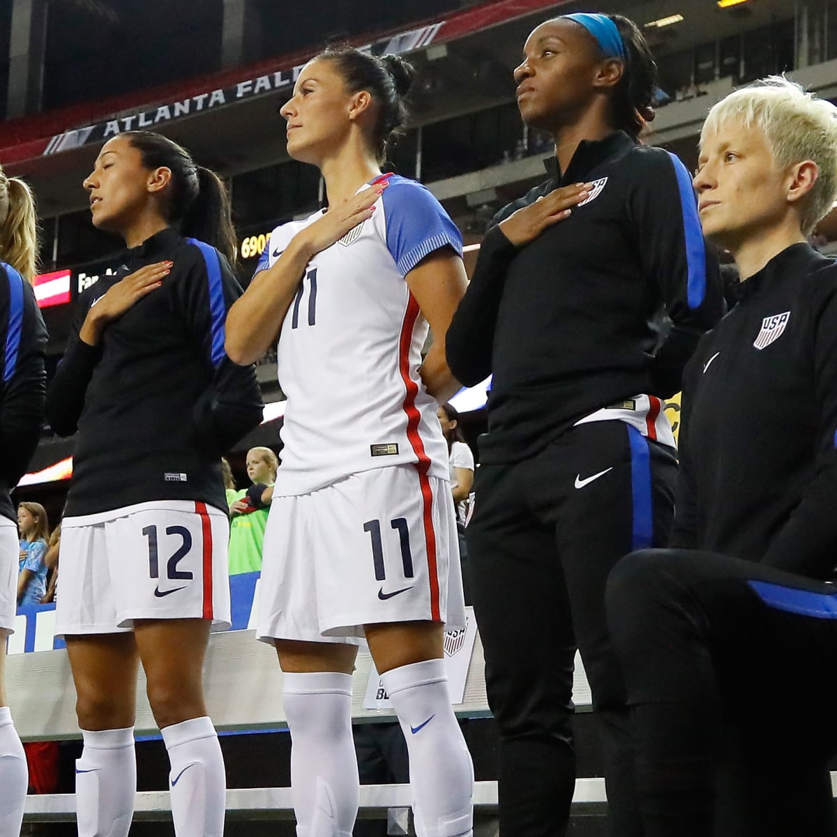 Megan Rapinoe Kneeled During National Anthem to Support Colin