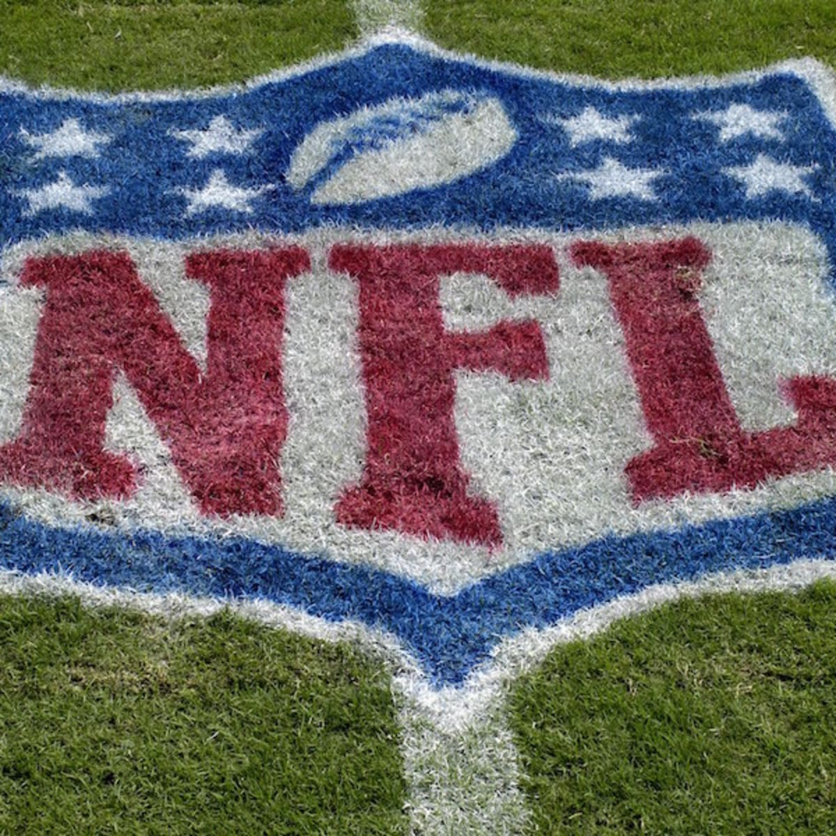 Sunday Night Football' bus returns for 2016 NFL season