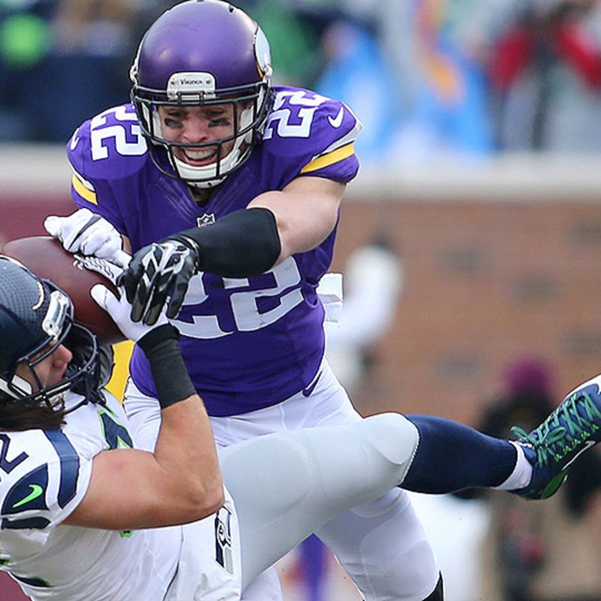 Vikings agree to four-year contract extension with Harrison Smith