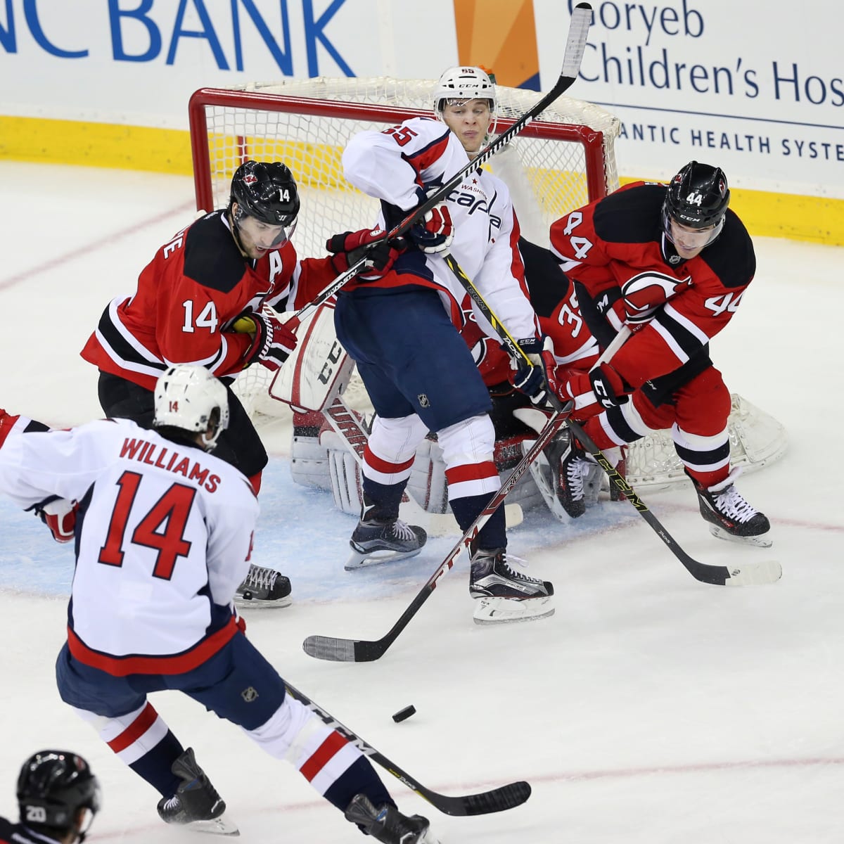 Alex Ovechkin scores 32nd, Capitals beat Penguins 3-2 in SO - The