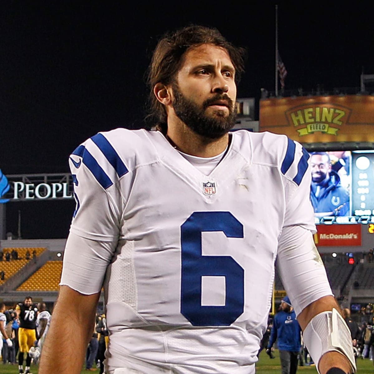 Cleveland Browns release QB Charlie Whitehurst following injury