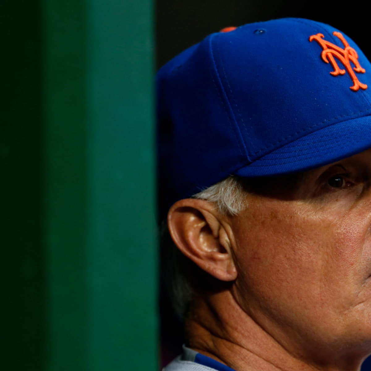 New York Mets manager Terry Collins (10) and San Francisco Giants