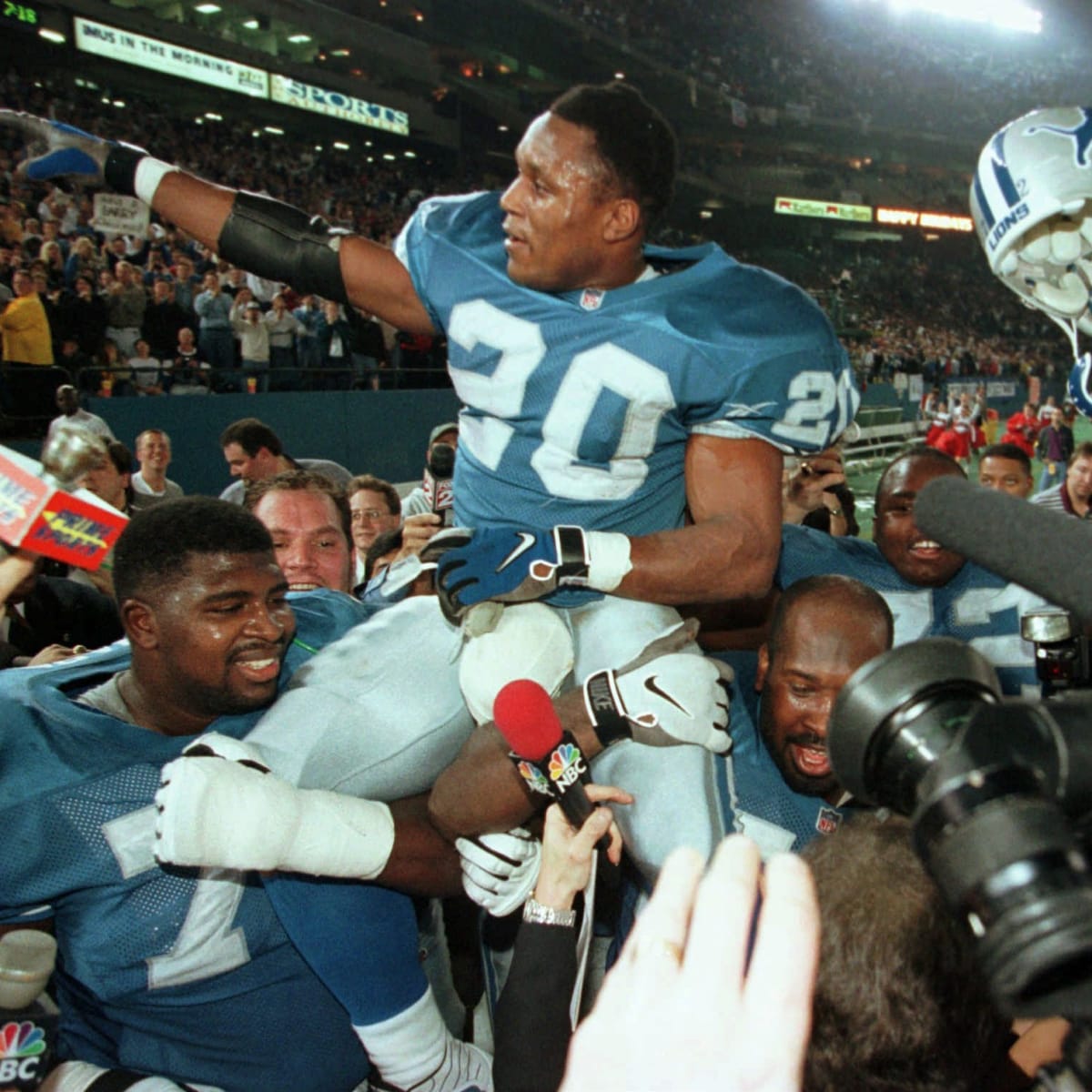 Barry Sanders: Detroit Lions WR Calvin Johnson a lock for Hall of Fame -  Sports Illustrated