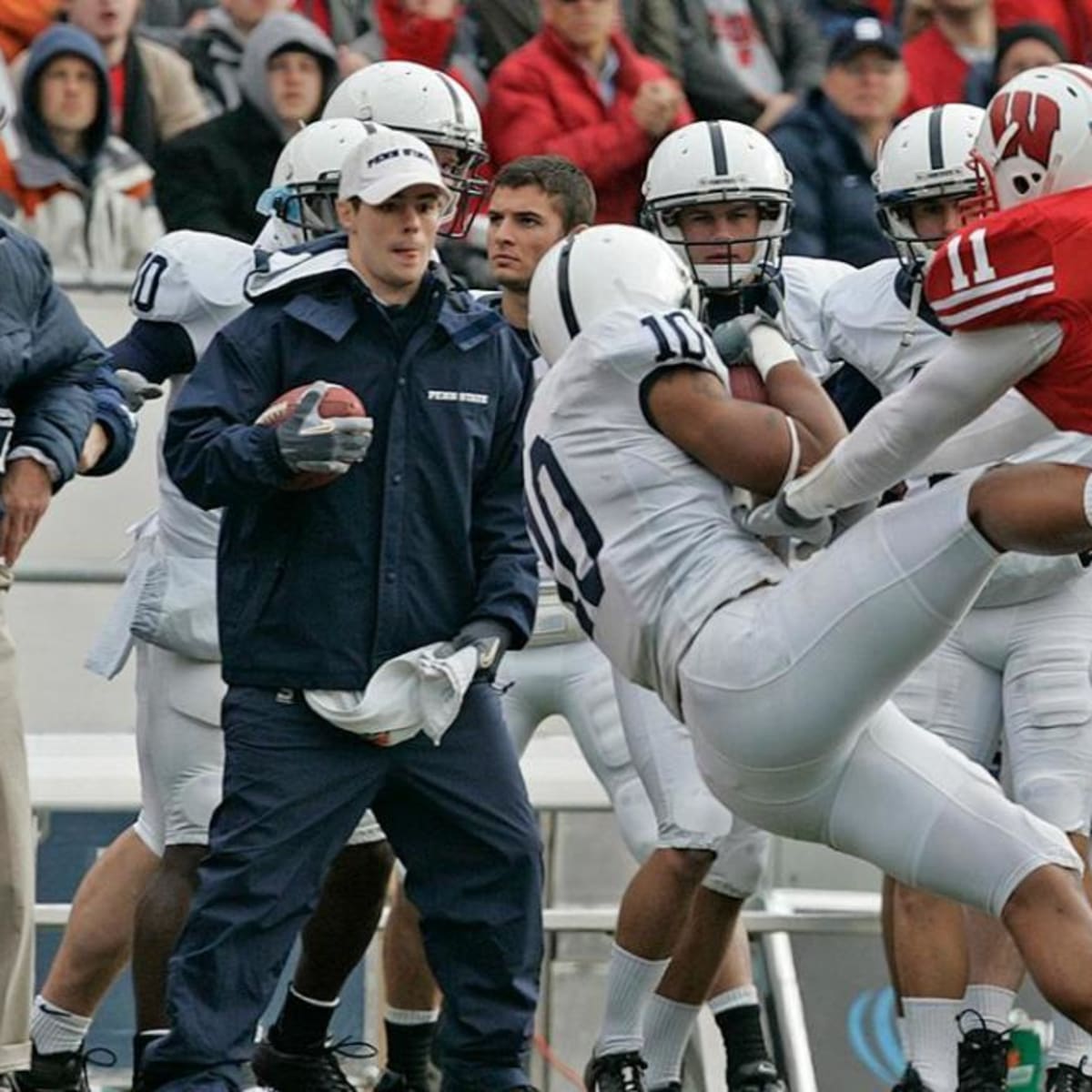 Lions' DeAndre Levy proud of breaking Joe Paterno's leg - Sports