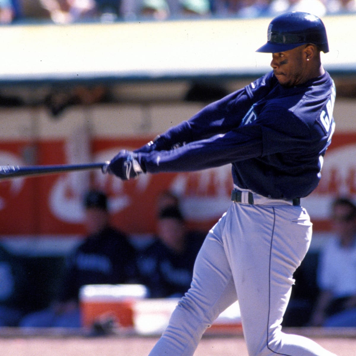 Reflecting on Ken Griffey, Jr. Presents Major League Baseball: A Hall of  Fame game - Lookout Landing