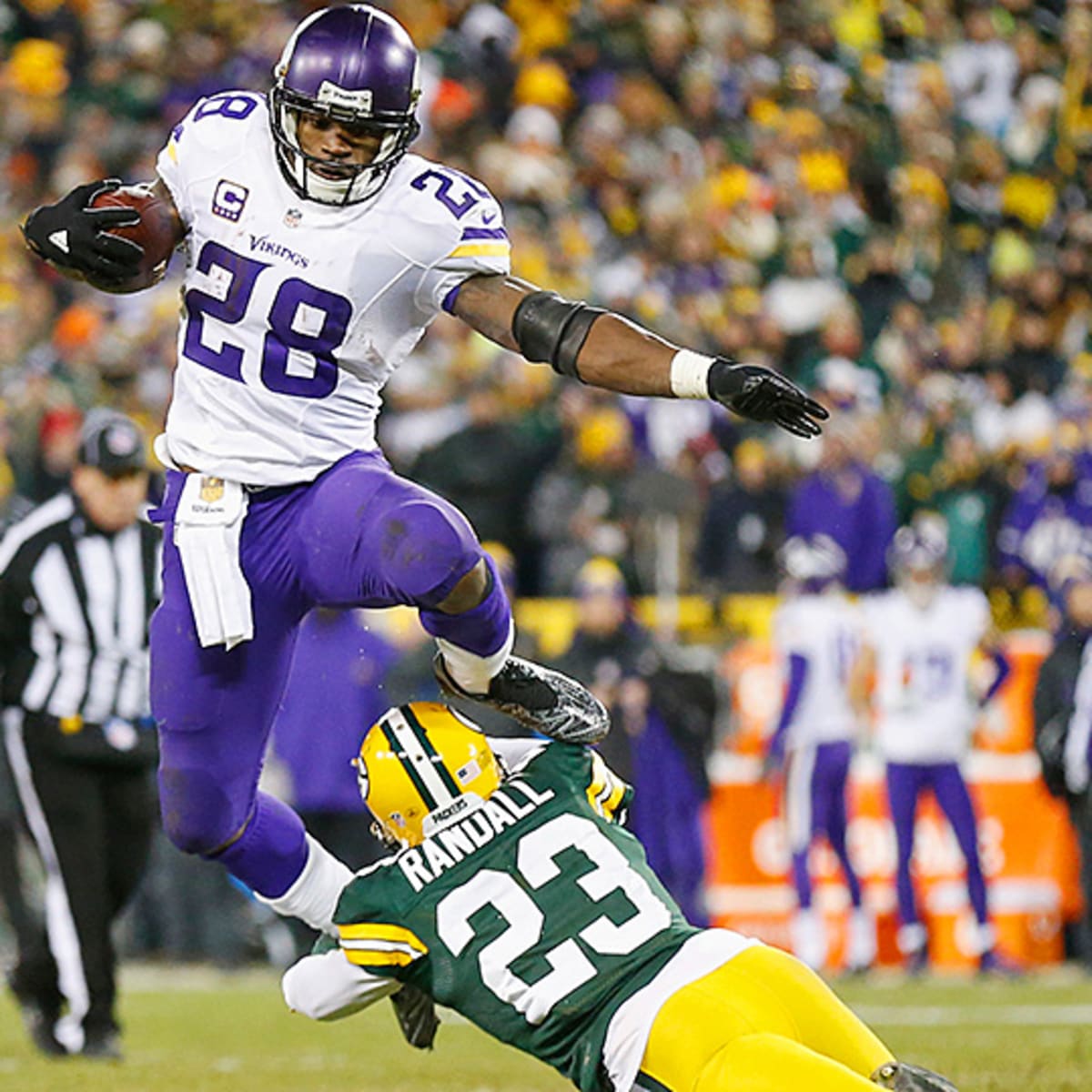 Vikings vs. Packers, Adrian Peterson vs. Aaron Rodgers