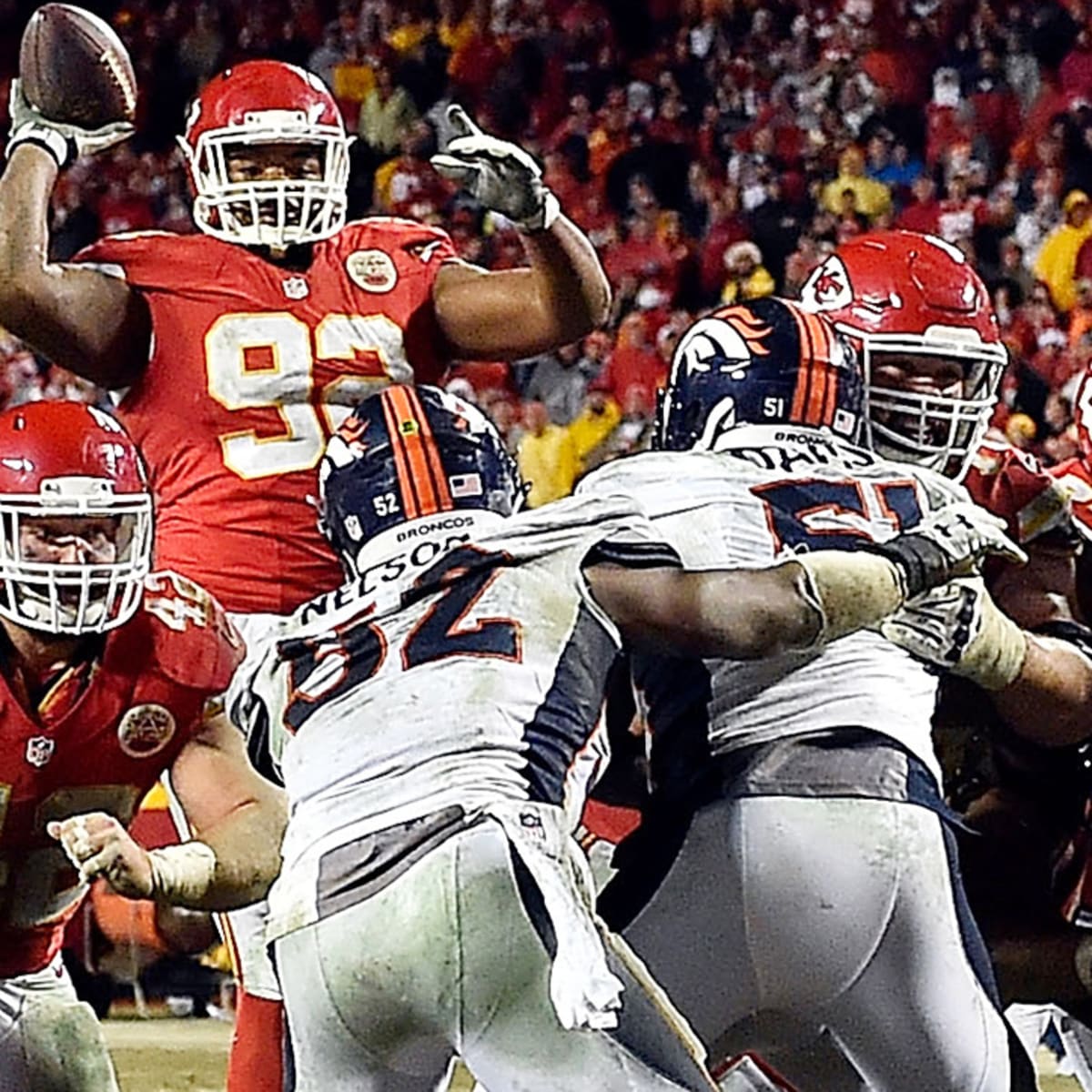 NFL Week 12: Tyreek Hill, Chiefs Slip Past Broncos In OT;