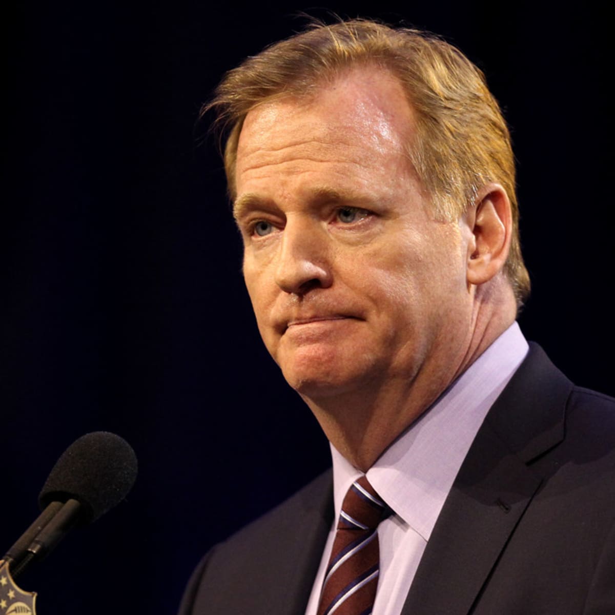 NFL survey: Players concerned about safety, money and Roger Goodell