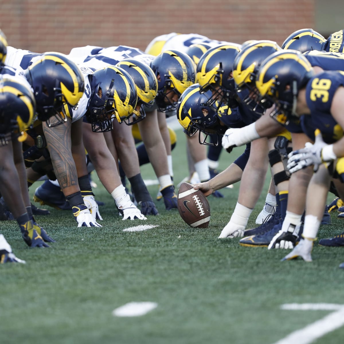 Michigan Football: Daxton Hill could be ideal Ambry Thomas replacement