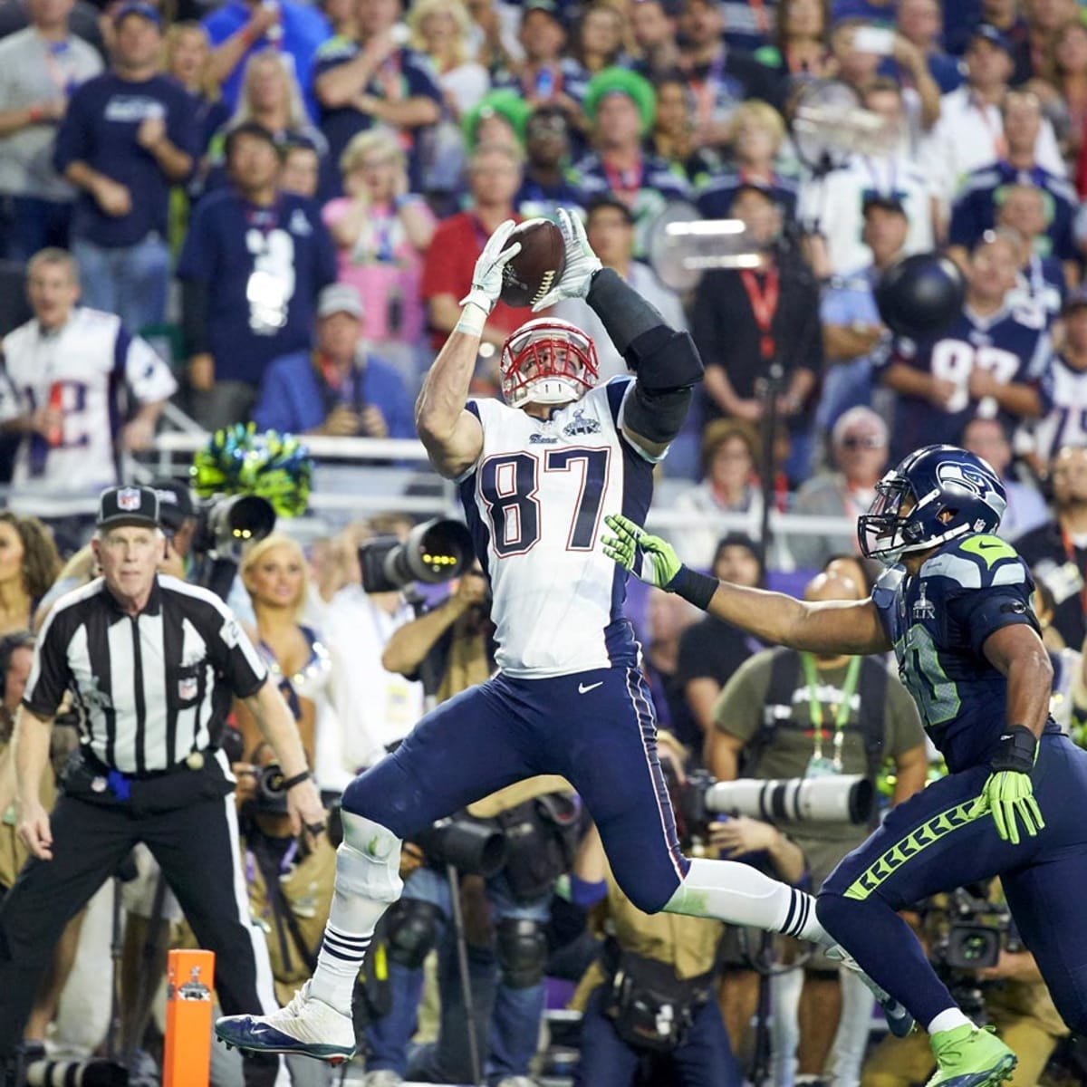 Rob Gronkowski's future still unclear after Super Bowl win vs. Rams -  Sports Illustrated