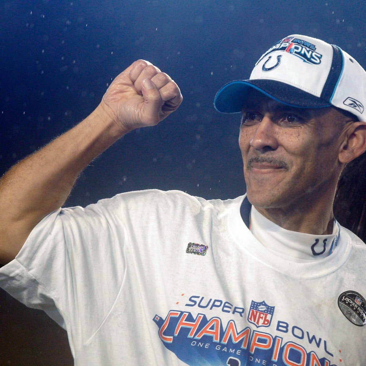 Trailblazing success carries Dungy to Hall of Fame