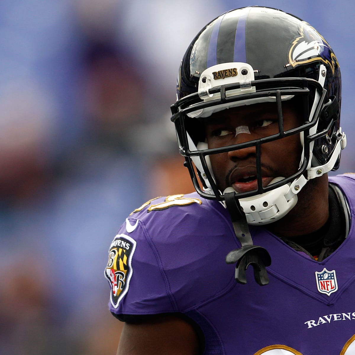 JUSTIN FORSETT, Ravens running back scores against the Patriots