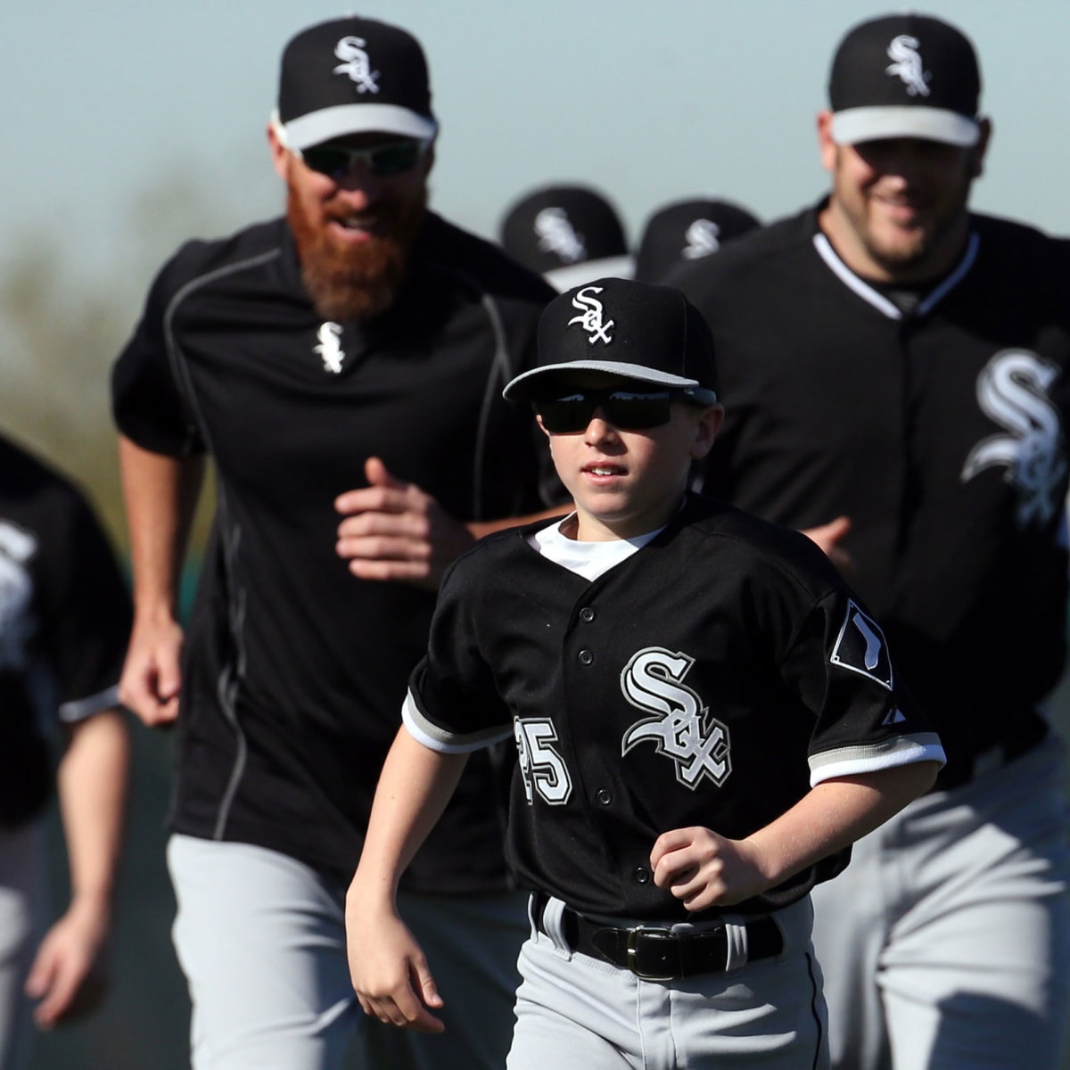 White Sox player reportedly 'lit up' team president for trying to ban Adam  LaRoche's son from the clubhouse