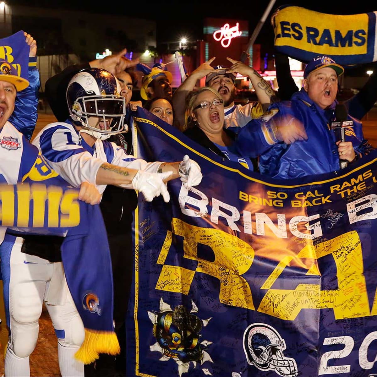 Rams great Isaac Bruce on team's return to Los Angeles - Sports Illustrated