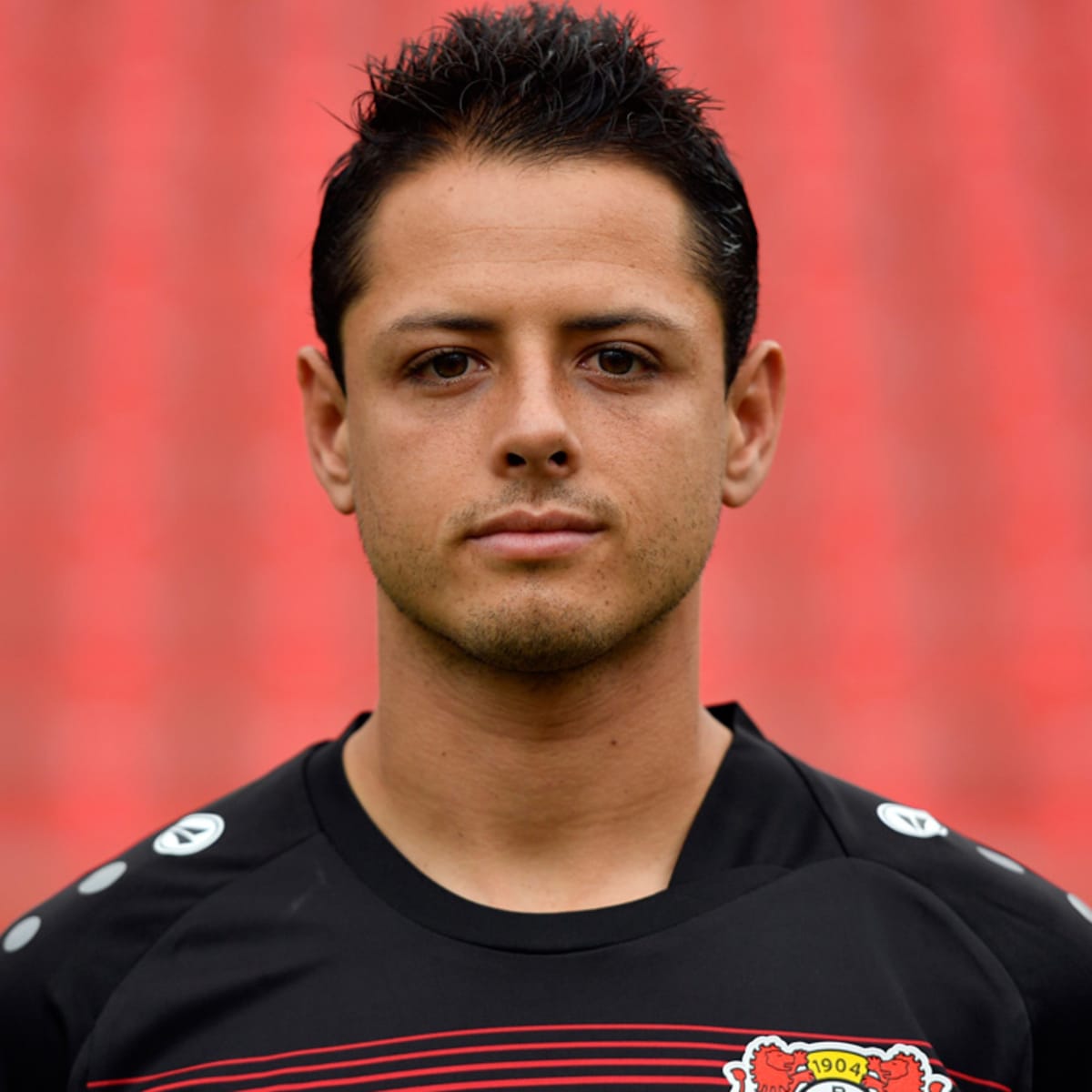 Chicharito Undergoes Season-ending Surgery on His Right Knee - News18