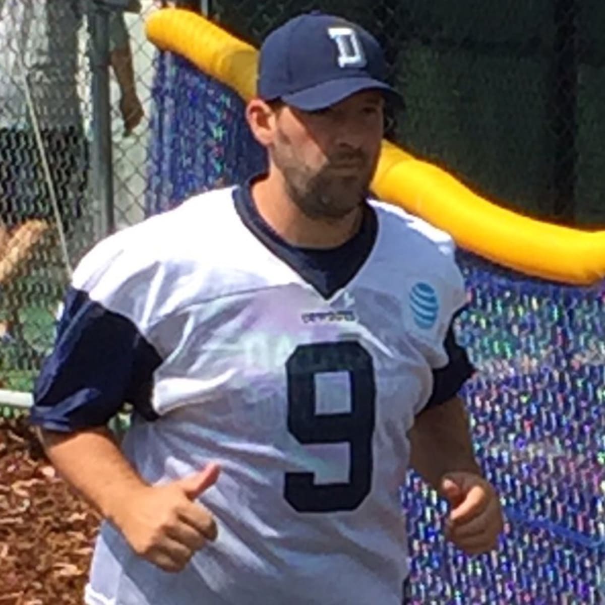 Tony Romo gets roasted for looking fat in photo taken at Cowboys training  camp