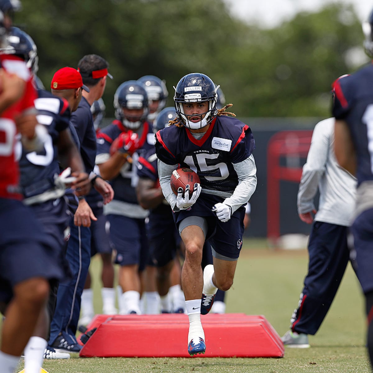 Wide receiver Braxton Miller of the Houston Texans is tackled by News  Photo - Getty Images