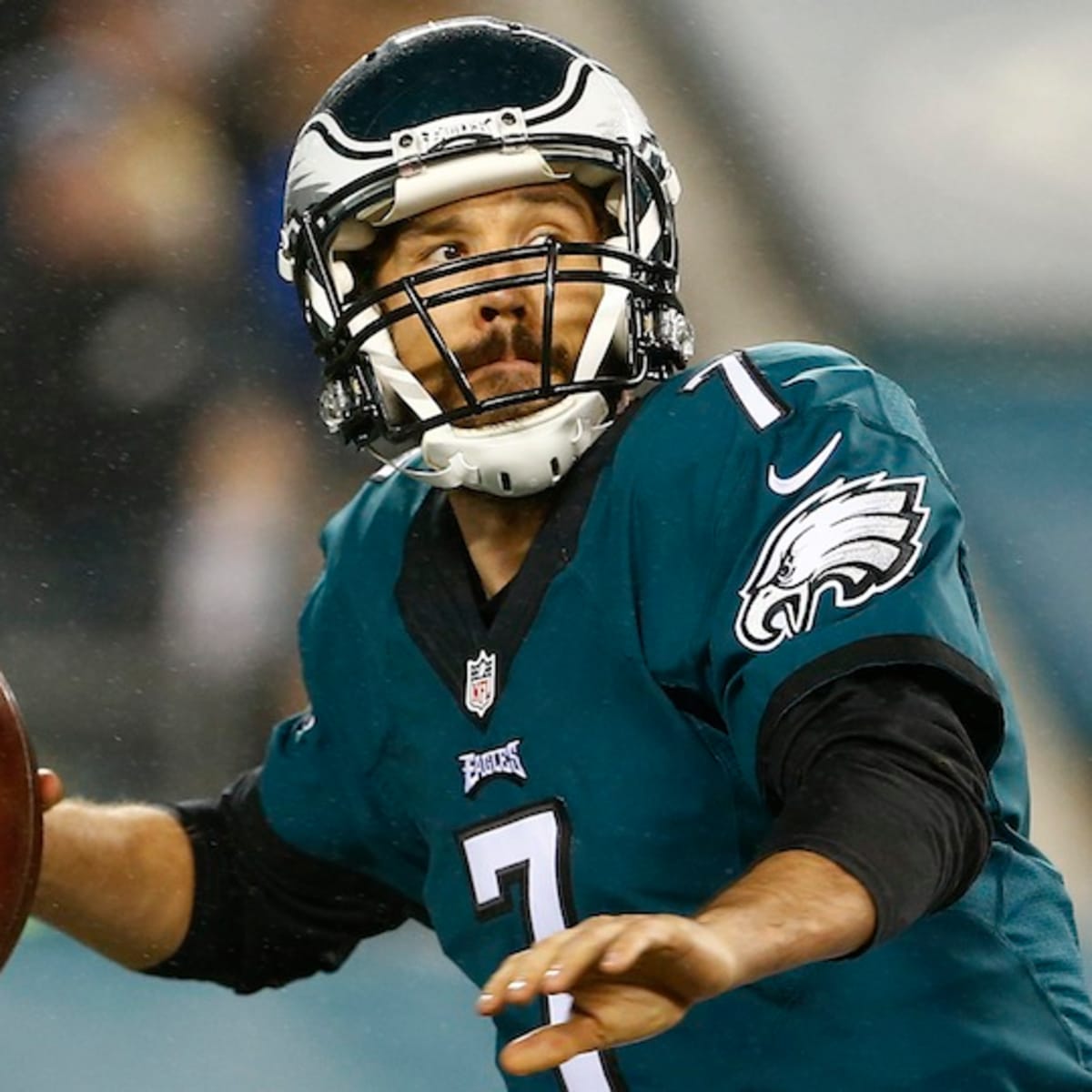 Eagles Trade Quarterback Sam Bradford to Vikings - The New York Times