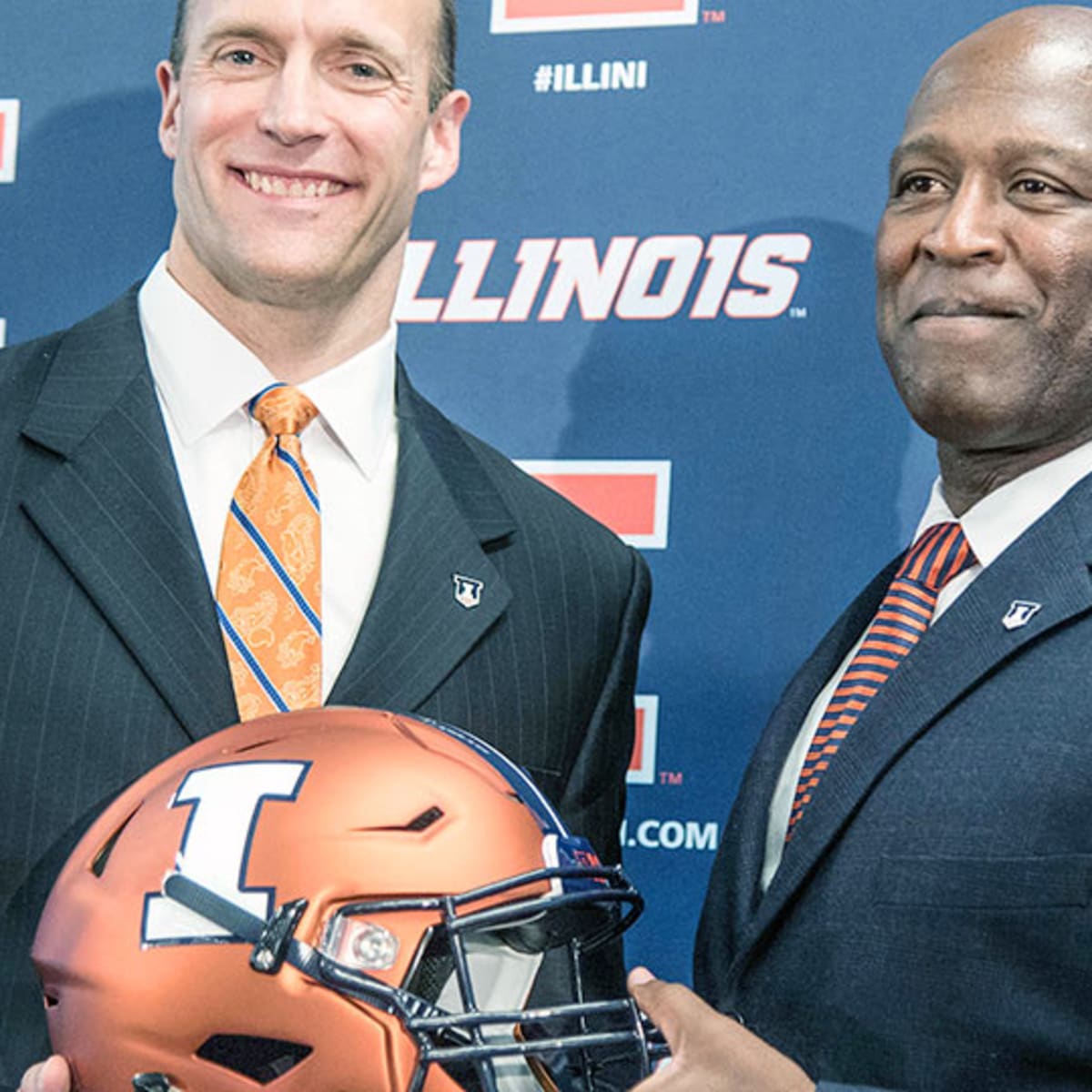 Former Bears, Illini Head Coach Lovie Smith Lands New Gig - On Tap Sports  Net