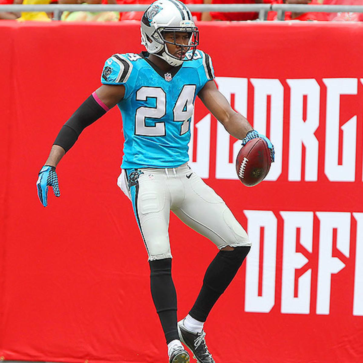 Panthers CB Josh Norman expected to play vs. Buccaneers in Week 17