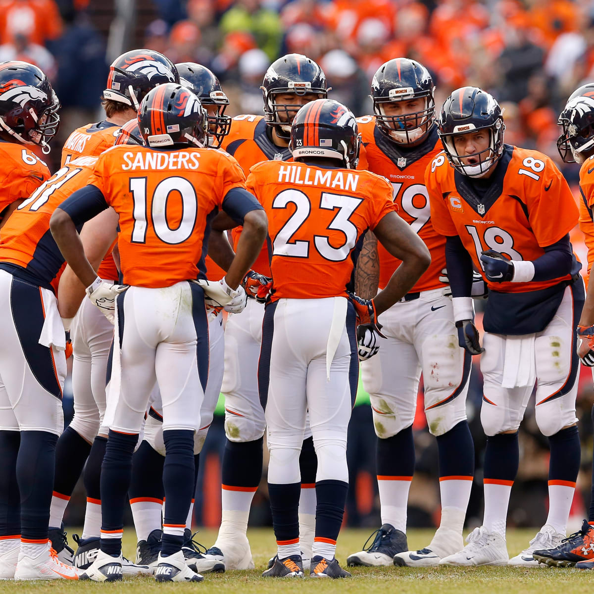 Denver Broncos team bus involved in minor accident - Sports Illustrated