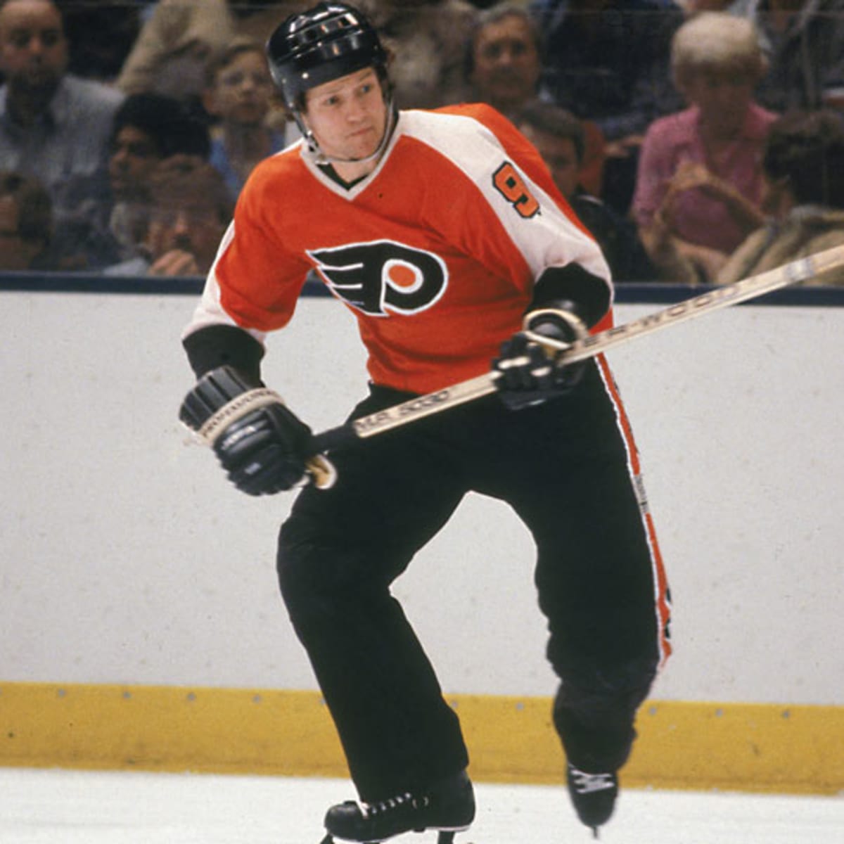 NHL on X: COOPERALLS ARE BACK 🤭 The padded black nylon pants with an  orange stripe and the @NHLFlyers logo are an homage to what their players  wore during games from 1981-83.