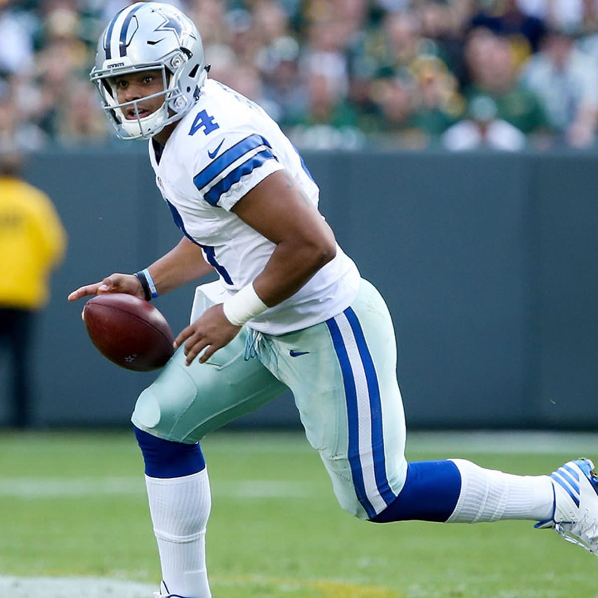 Tony Romo injury: Cowboys QB ruled out vs. Eagles, placed on