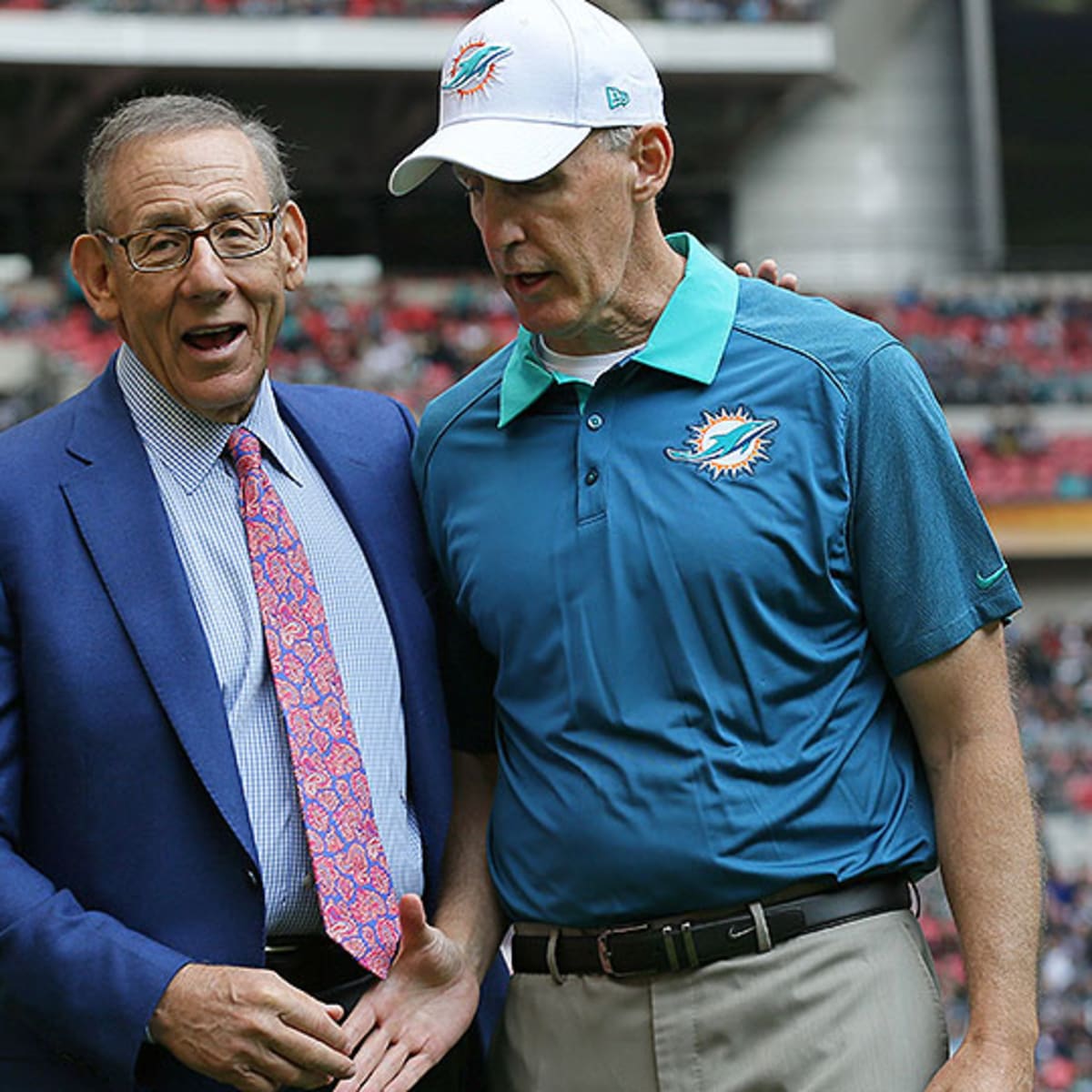 Twitter \ Chat Sports على تويتر: Did Dolphins owner Stephen Ross