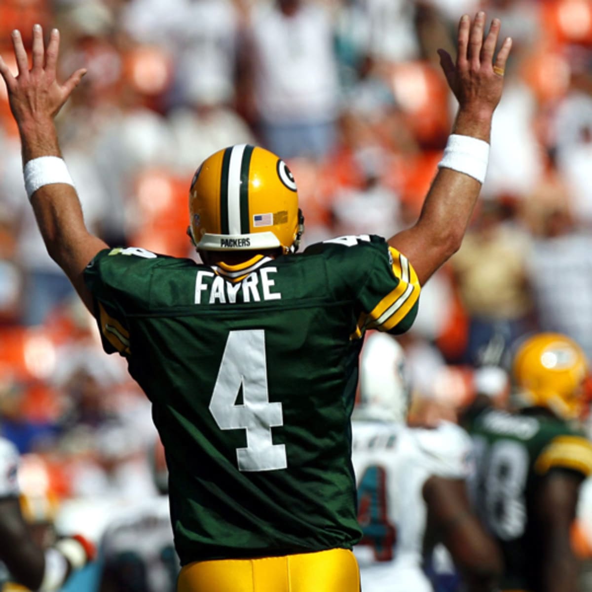 Brett Favre's Packers jersey to be retired Thanksgiving night