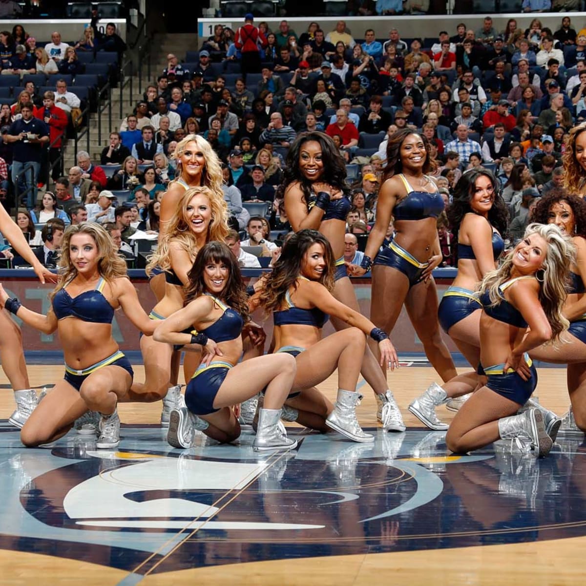 Memphis Grizzlies Grizz Girls - Sports Illustrated