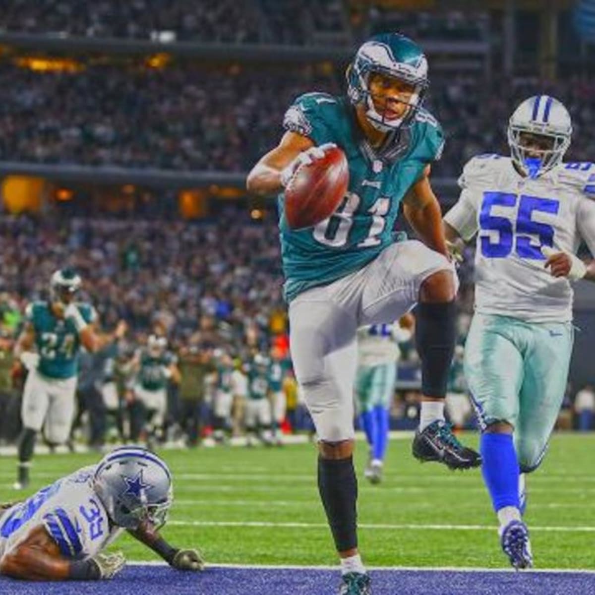 Philadelphia Beats Dallas On Sunday Night Football