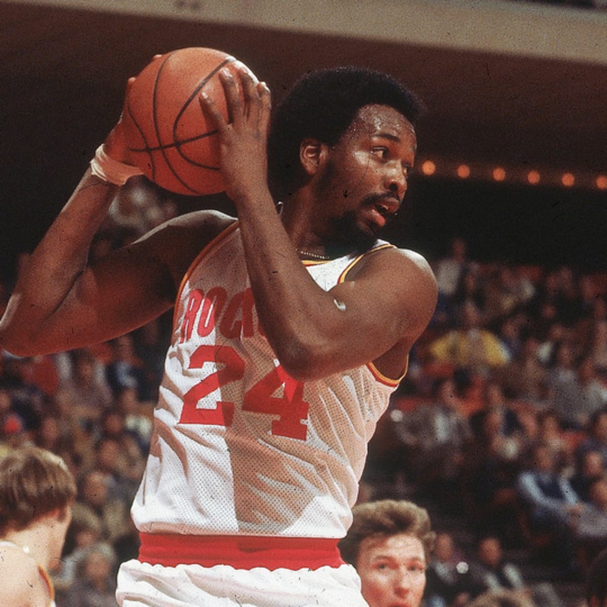 Time to single them out: Moses Malone used to be the best NBA