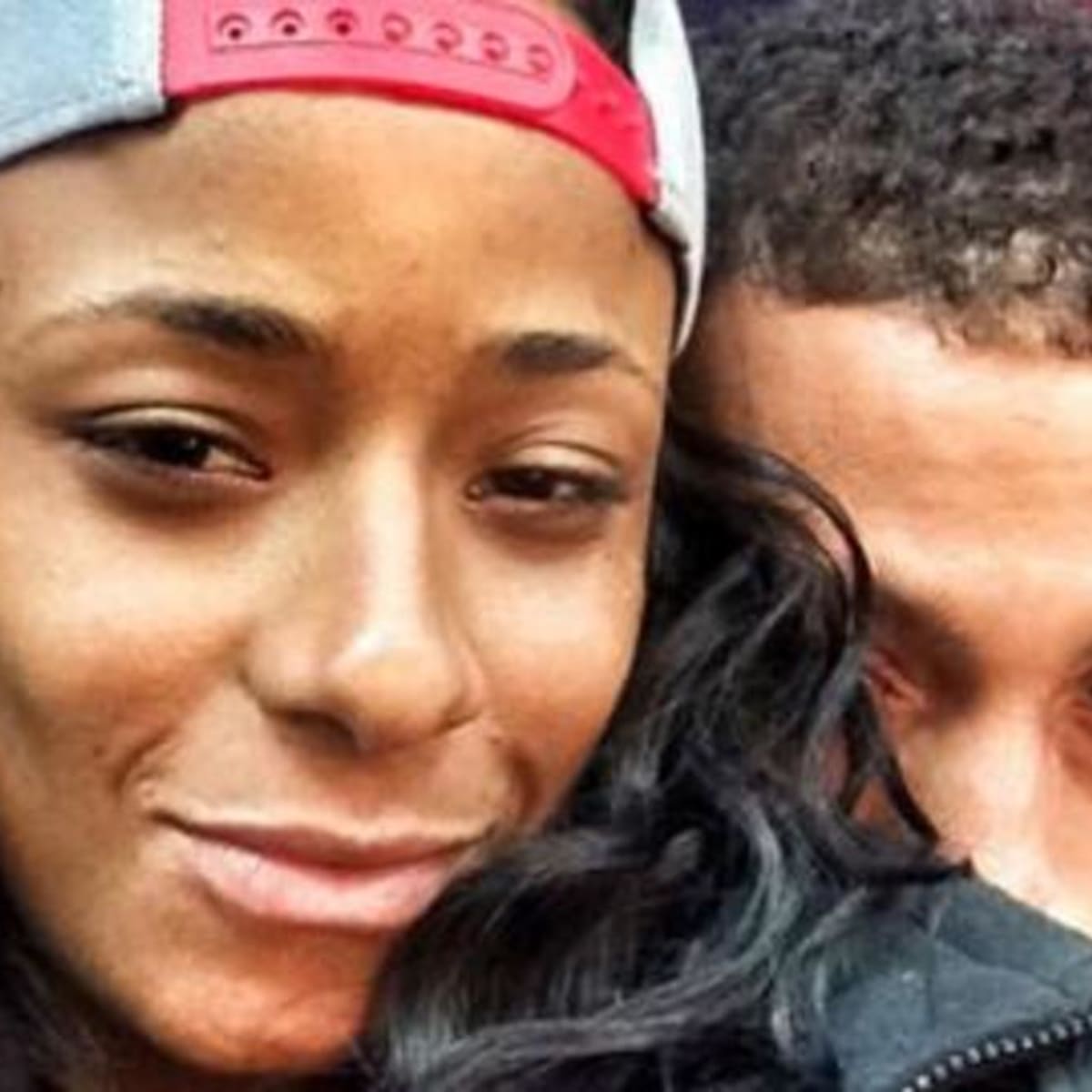 Brent Grimes signs with Bucs; wife quits Twitter, rips Dolphins