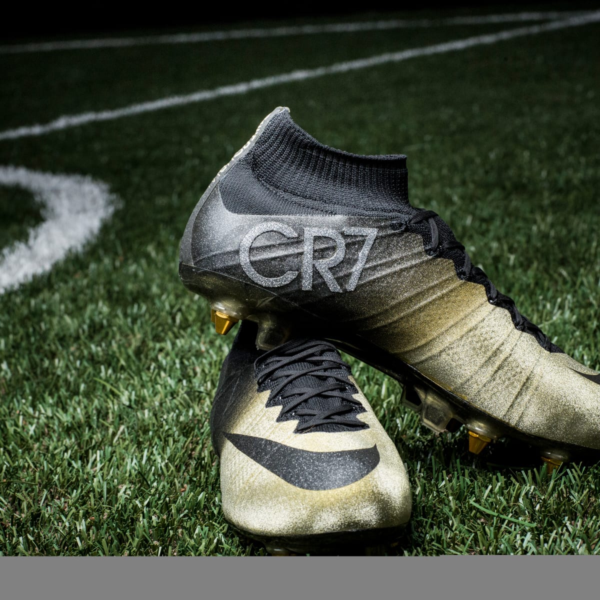 Cristiano Ronaldo (CR7) Nike Mercurial Football Boots