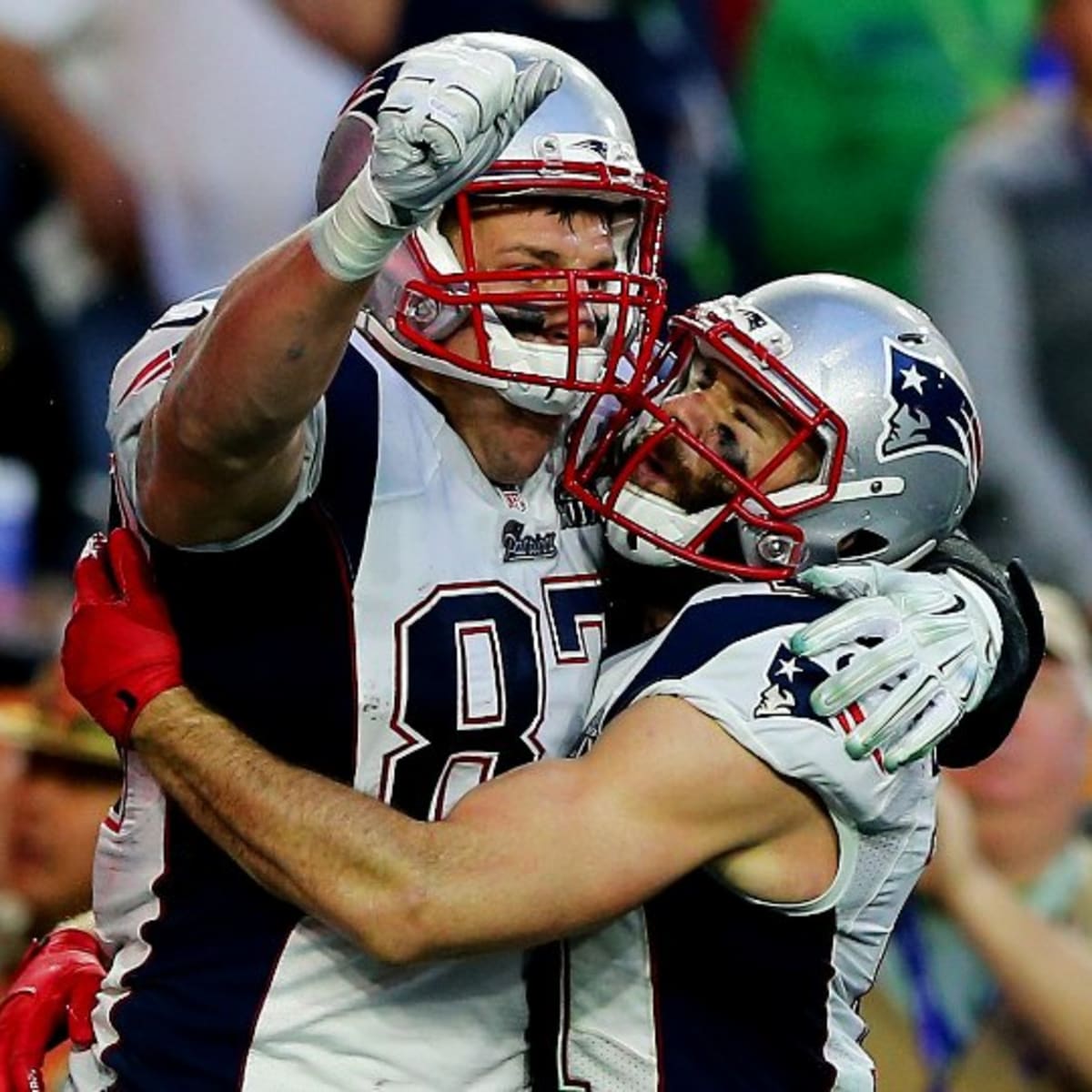 Rob Gronkowski and Julian Edelman leave viewers stunned on FOX NFL