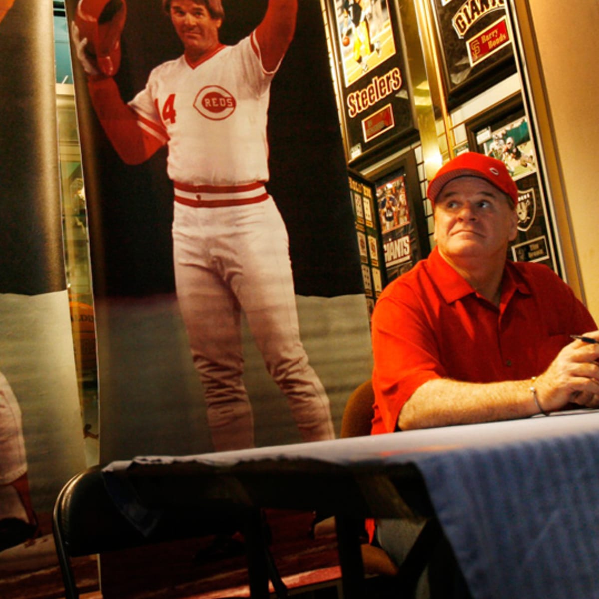 Pete Rose reportedly bet on games as a player with Cincinnati Reds - Los  Angeles Times